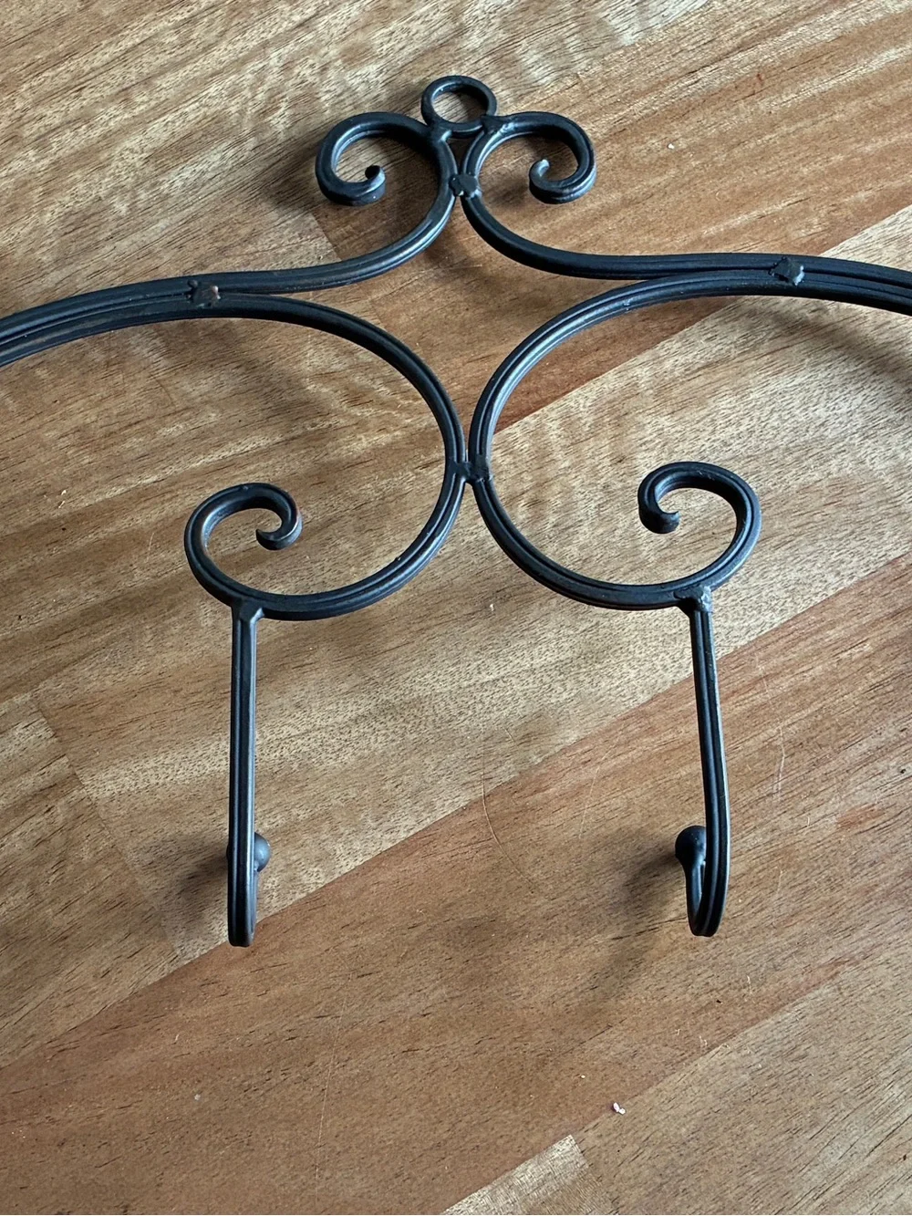 BLACK WROUGHT IRON WALL ORGANIZER JEWELRY HOLDER NECKLACES BRACELETS HAT HOOKS